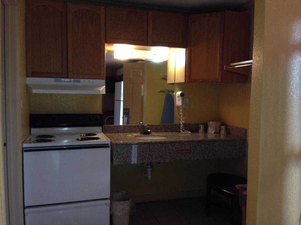 Americas Best Value Inn North Port Extérieur photo